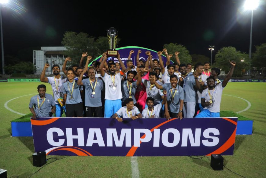 இலங்கை உதைப்பந்தாட்ட வரலாற்றில் வடக்கு மாகாணம் சம்பியன் பட்டம் வென்று புதிய அத்தியாயத்தைப் படைத்துள்ளது.