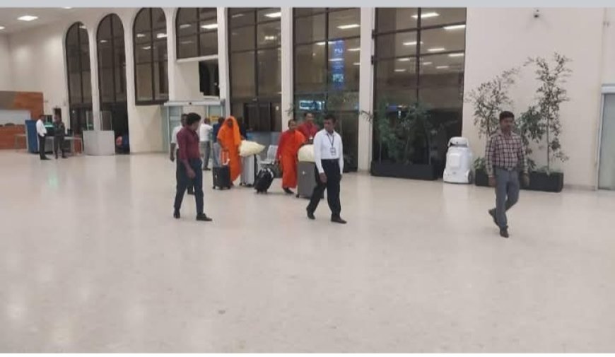பௌத்த குருமார் வேடமா? மூடிமறைப்பா?