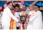 அதிகாரத்தின் பின்னால் ஓடுவது கம்பன் குணம் அல்ல 