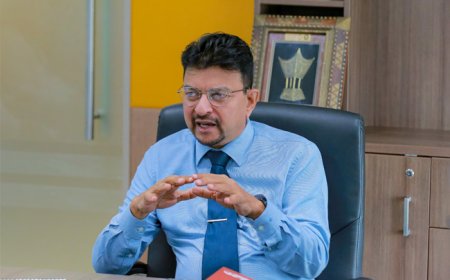 மல்வானை வீடு:மாணவர்களுடன் அமைதியான தீர்வே அரசின் நோக்கம்  பிரதி அமைச்சர் மஹிந்த ஜயசிங்க